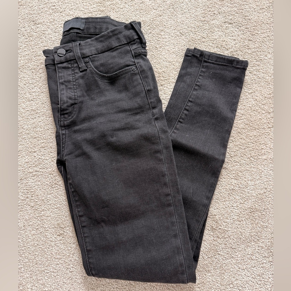 Buckle Women's Charcoal Skinny Jeans